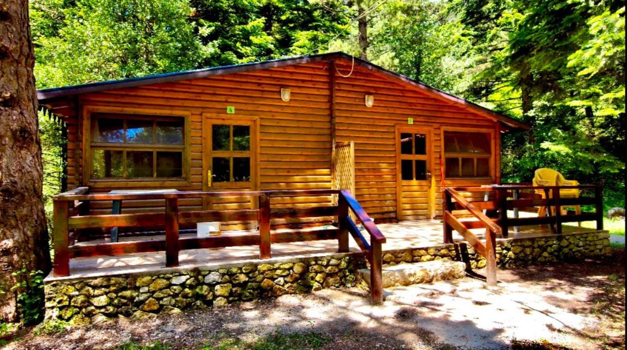 Uji I Panjes Llogara Villa Vlorë Buitenkant foto