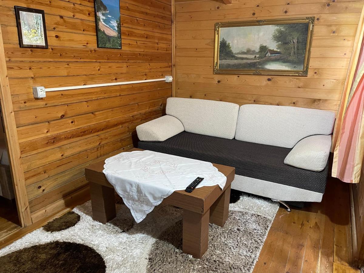 Uji I Panjes Llogara Villa Vlorë Buitenkant foto