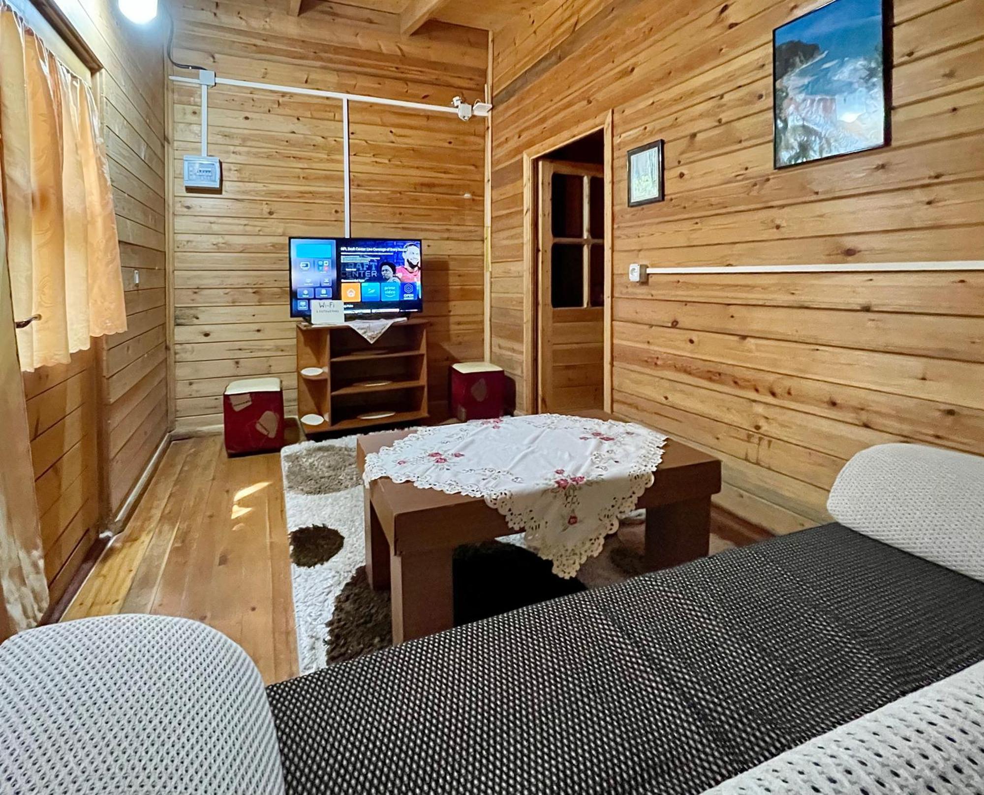 Uji I Panjes Llogara Villa Vlorë Buitenkant foto